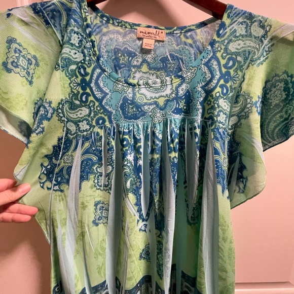 OneWorld top - Picture 7 of 9